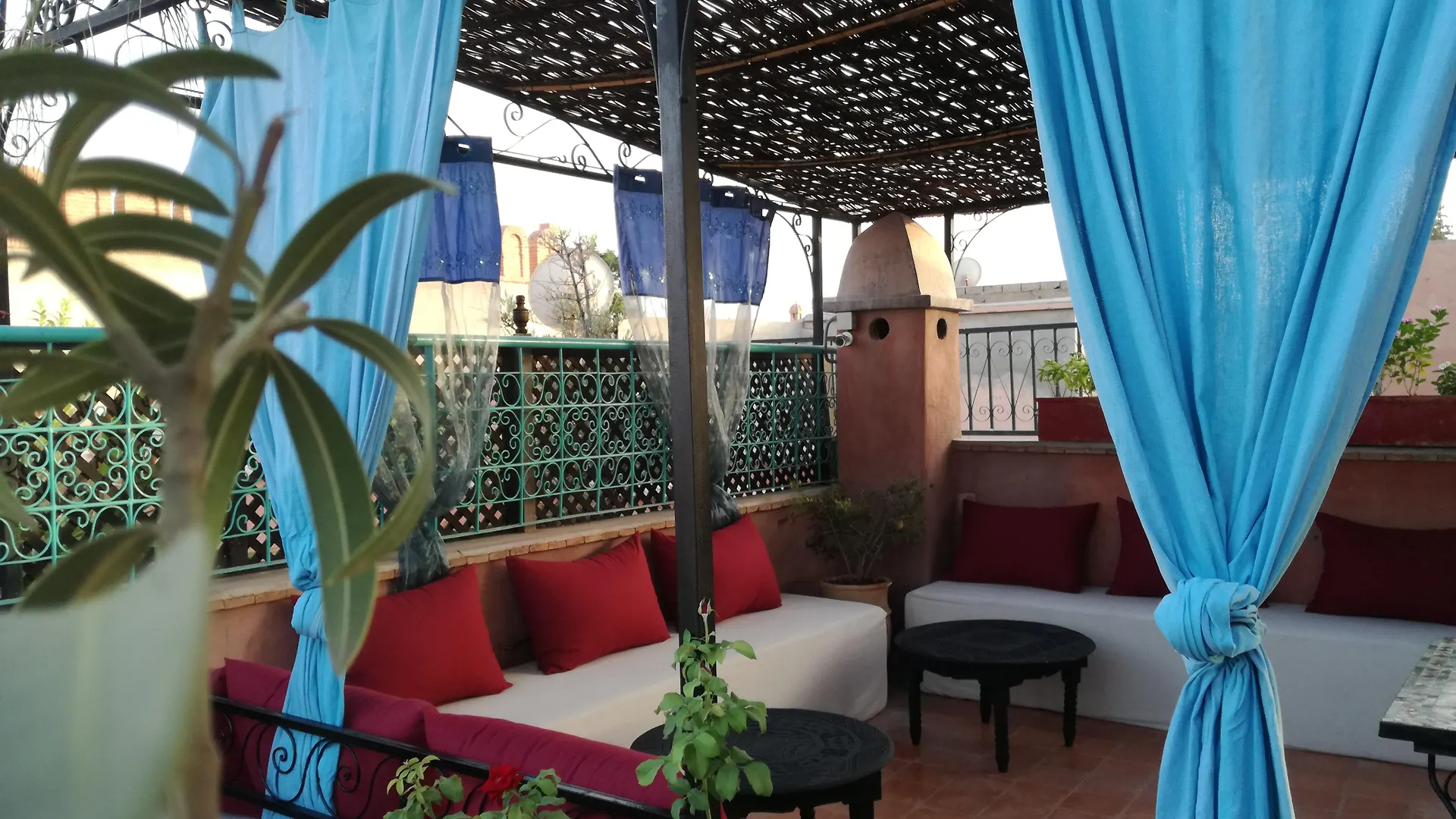 ***  Riad Bianca Marrakech مراكش المغرب